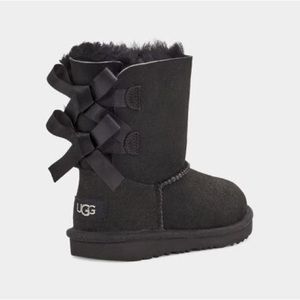 Girl Uggs Bailey Bow